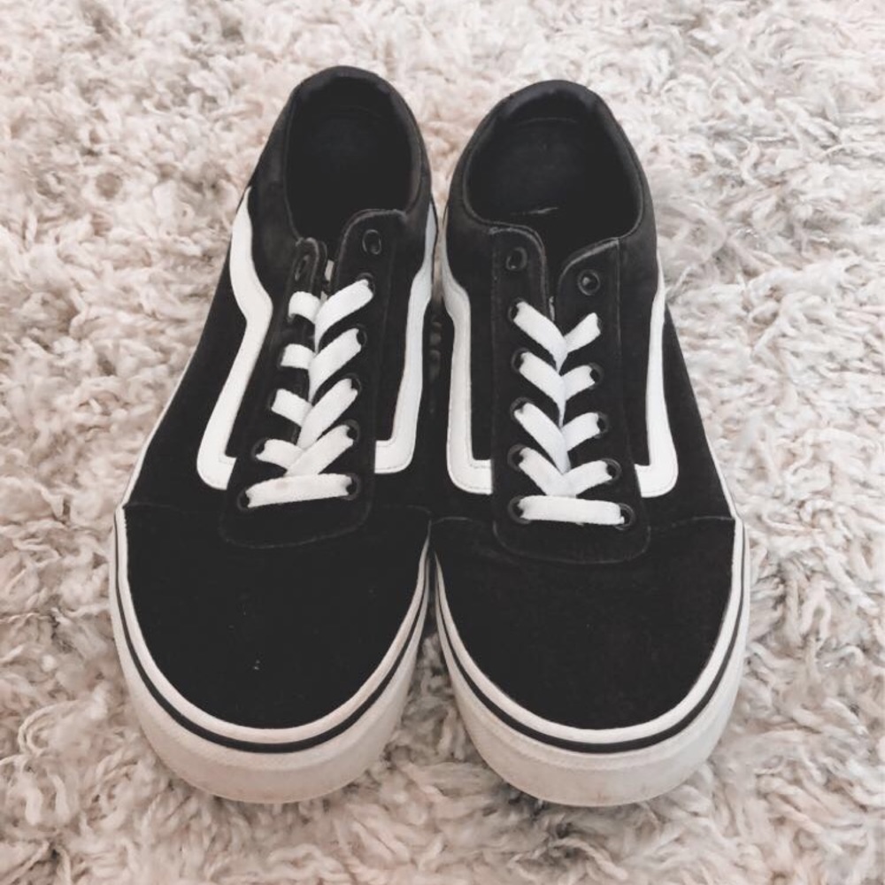 Black Vans